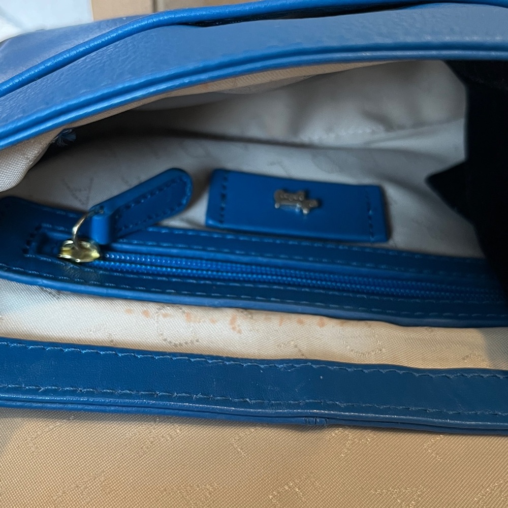RADLEY LONDON Blue Croc-Embossed Crossbody Bag - Picture 9 of 10